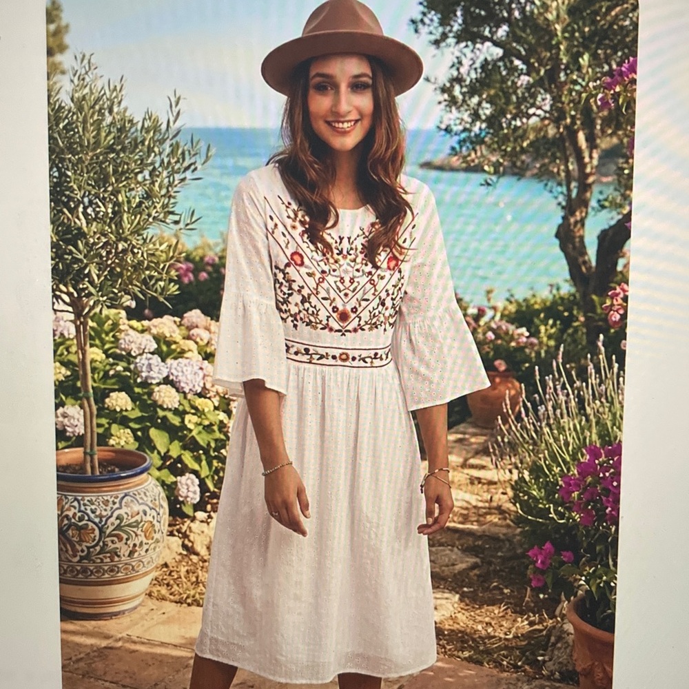 White Embroidered Bell Sleeve Tunic Shift Dress - Boho Style